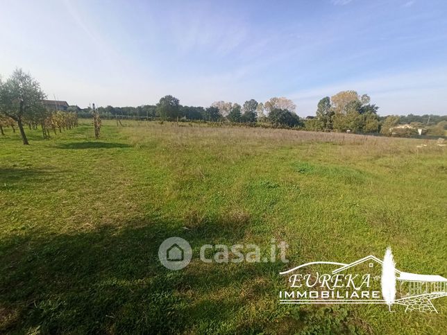 Terreno edificabile in residenziale in Via Vitellino