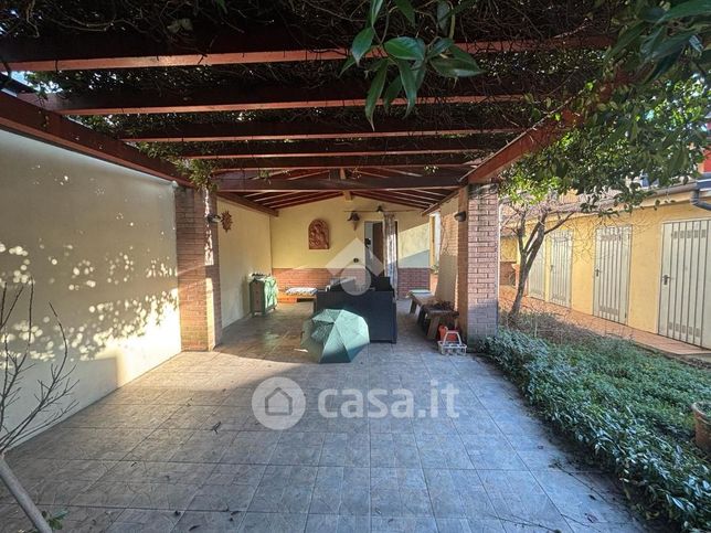 Appartamento in residenziale in Via G. Donizetti 13