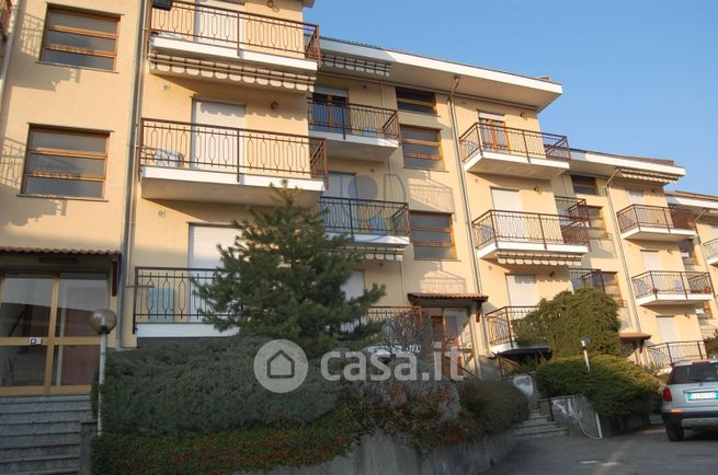 Appartamento in residenziale in Via Candido Dovis 8