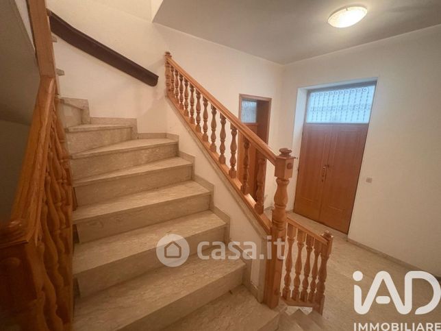 Casa indipendente in residenziale in Via San Francesco 18