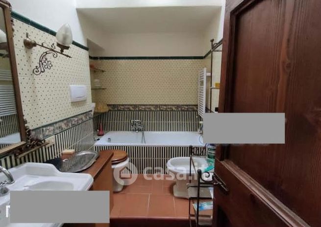 Casa indipendente in residenziale in Via di Naiale 7