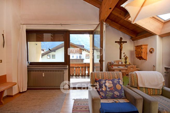 Appartamento in residenziale in Via Valle Aurina 47