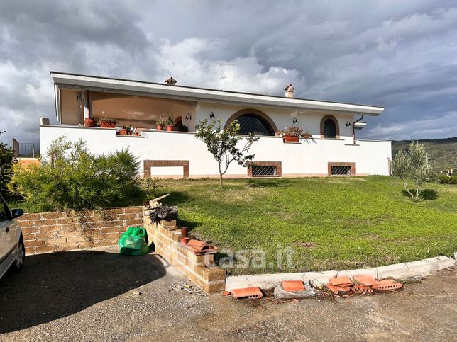 Villa in residenziale in Via dei Boscaioli