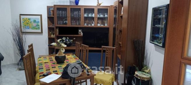 Casa indipendente in residenziale in Via Mascagni 43