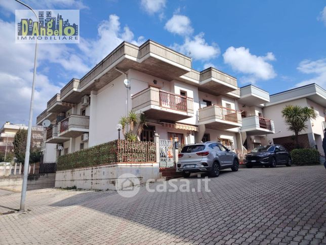 Appartamento in residenziale in Via Vittorio Alfieri 38