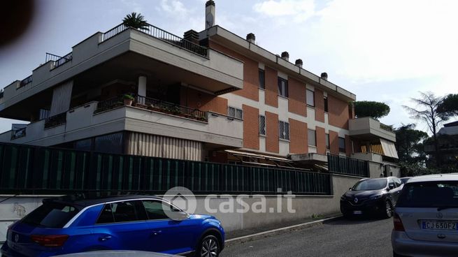 Garage/posto auto in residenziale in Via Pupinia