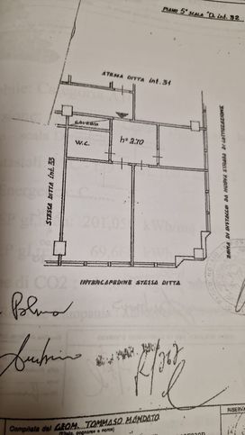 Ufficio in commerciale in CENTRO DIREZIONALE 4