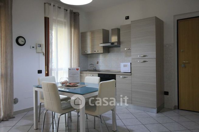 Appartamento in residenziale in Via Robecco 81