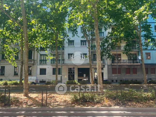 Box/posto auto in residenziale in Viale Piceno 37