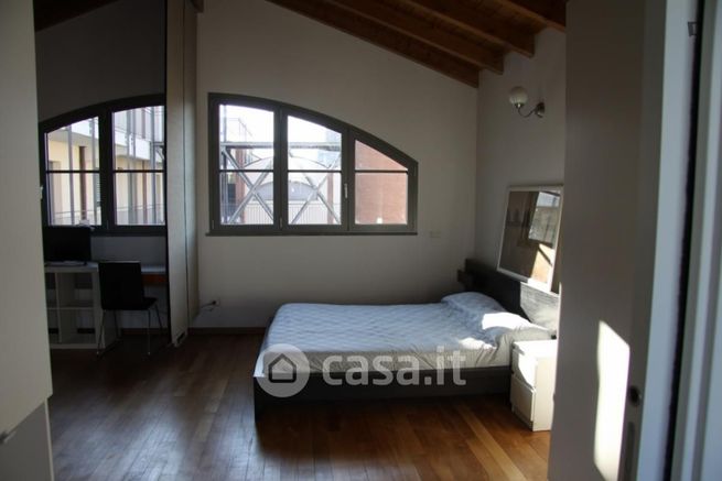 Loft in residenziale in Via Enrico Cosenz