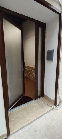 Appartamento in residenziale in Via Gennara 25