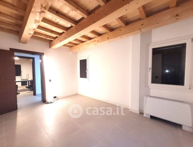 Casa indipendente in residenziale in Via Bologna 1122