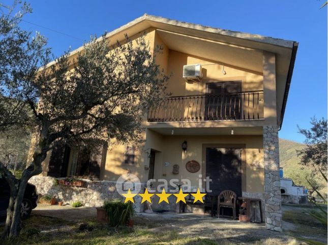 Appartamento in residenziale in Via Vallocchie