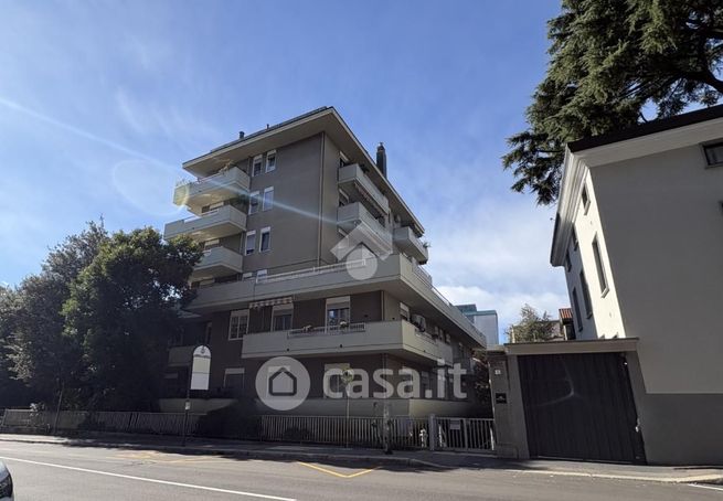 Appartamento in residenziale in Via Alberto da Giussano 8