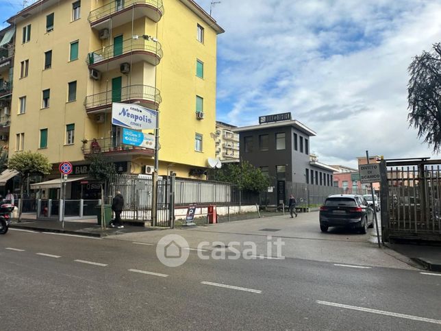 Capannone in commerciale in Via Giacomo Matteotti 19