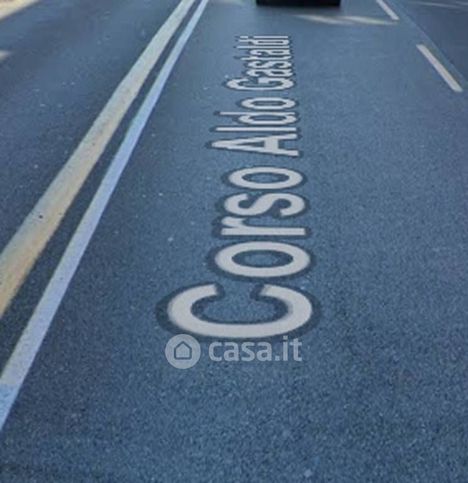 Box/posto auto in residenziale in Corso Aldo Gastaldi