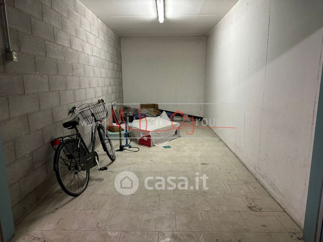 Garage/posto auto in residenziale in Via Trasea