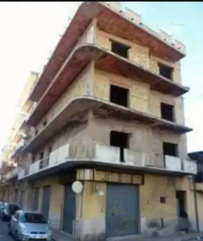 Box/posto auto in residenziale in Via Consolare