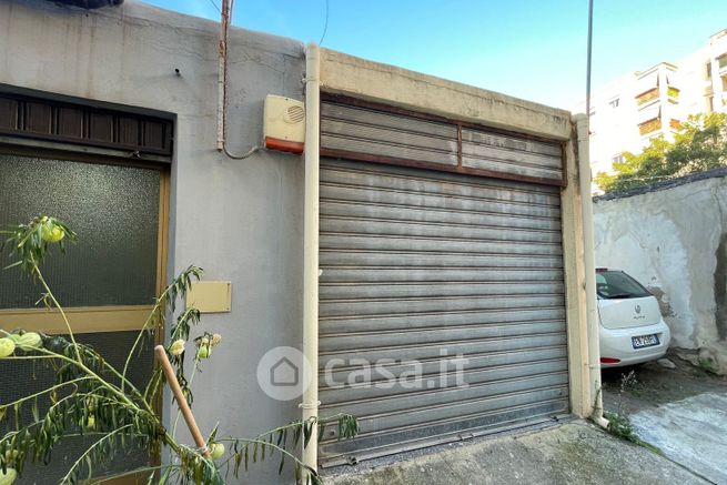 Box/posto auto in residenziale in Via Sbarre Centrali Traversa II'