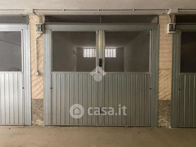 Garage/posto auto in residenziale in Via Gardezzana