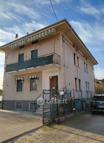 Appartamento in residenziale in Via Piave 16 A