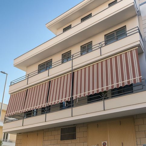 Appartamento in residenziale in Via Aliano 18