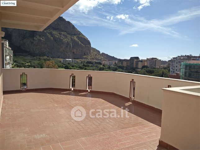 Appartamento in residenziale in Piazza Leoni 49