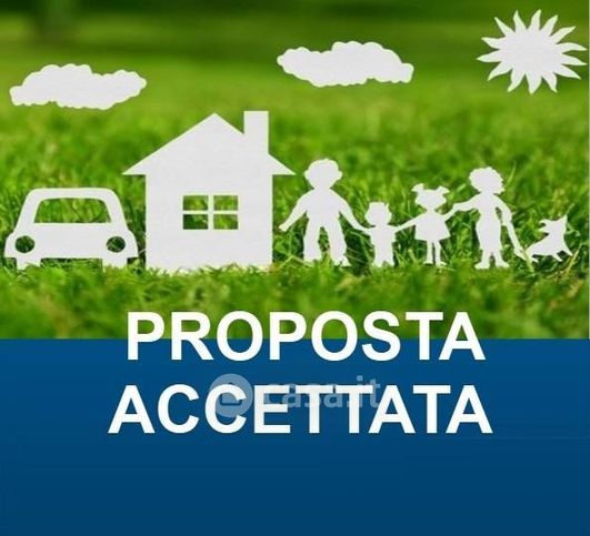 Casa indipendente in residenziale in Via Centrale 26