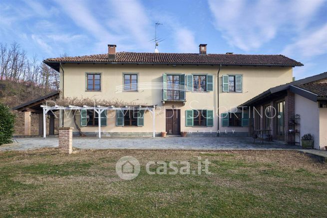 Casa indipendente in residenziale in Località Valgera 57