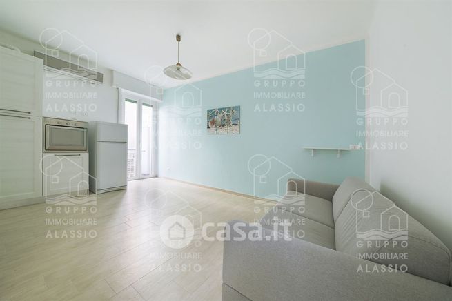 Appartamento in residenziale in Via Privata Londra 20