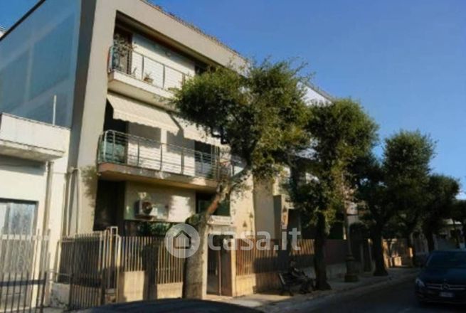 Appartamento in residenziale in Via Alessandro Manzoni 2