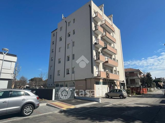 Appartamento in residenziale in Via Adelaide Ristori 12