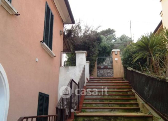 Appartamento in residenziale in Via Cairoli 9