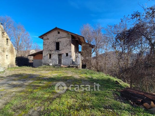 Rustico/casale in residenziale in Frazione Marguata 1