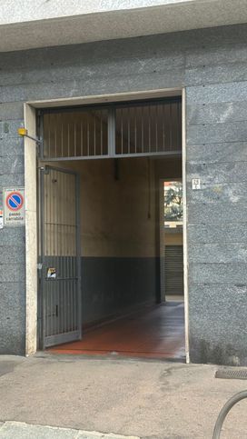 Garage/posto auto in residenziale in Corso Cosenza 26