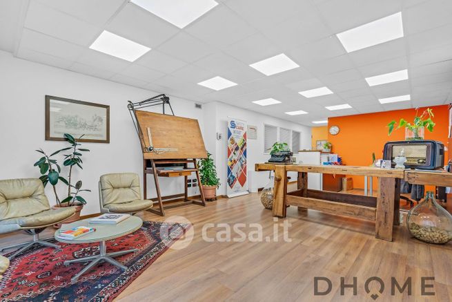 Ufficio in commerciale in Corso Promessi Sposi 23