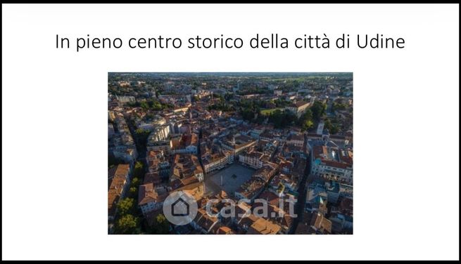 Ufficio in commerciale in 
