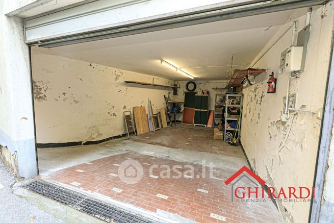 Garage/posto auto in residenziale in Via Antonio Fogazzaro 35