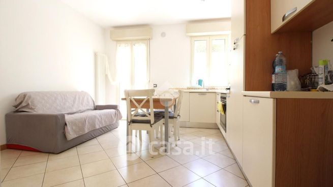 Appartamento in residenziale in Viale Giacomo Leopardi 11