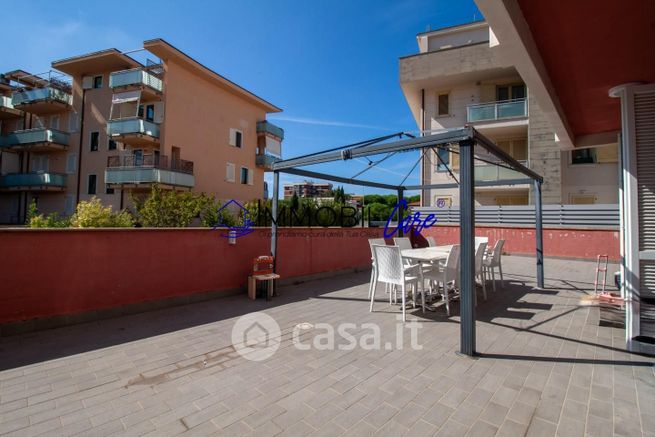 Appartamento in residenziale in Via Renato Natali 57124