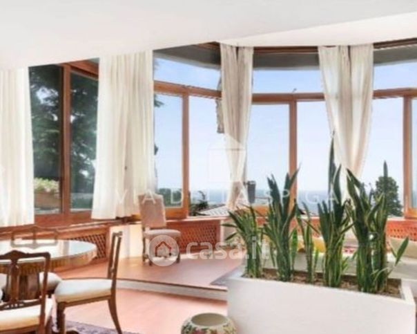 Appartamento in residenziale in Corso Nicolò Cuneo