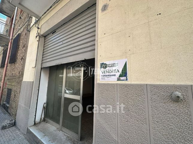 Box/posto auto in residenziale in Via Andrea Calamech 1
