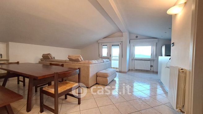 Appartamento in residenziale in Via Antonio Sereni