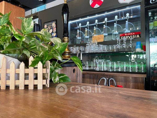 Attivitã /licenza (con o senza mura) in commerciale in Strada Septempedana 24