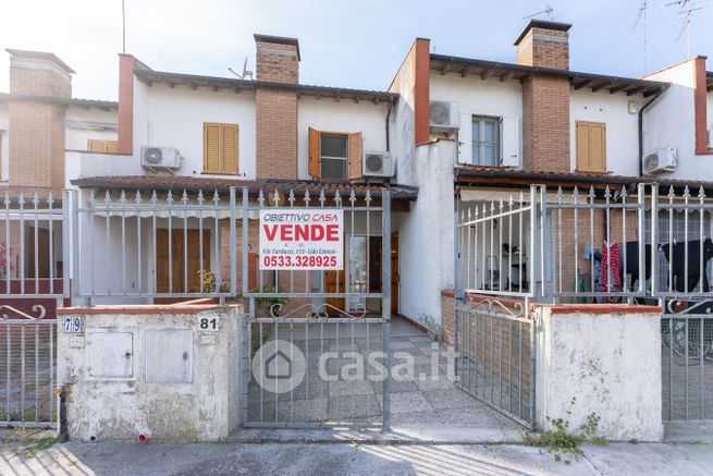 Villetta a schiera in residenziale in Viale Renata di Francia 81