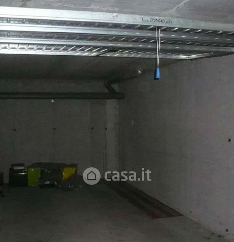 Box/posto auto in residenziale in Via Dalcerri Tosi 711