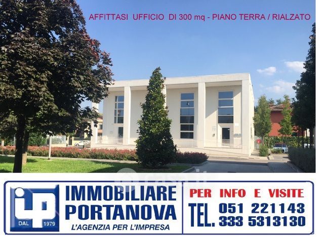 Ufficio in commerciale in Viale Palmiro Togliatti