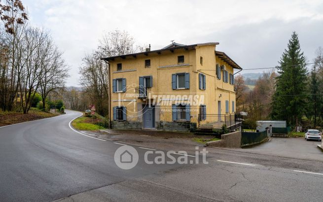 Casa indipendente in residenziale in 