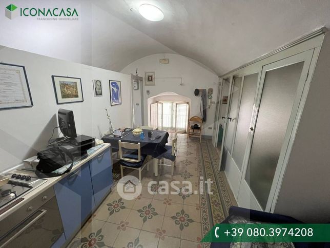 Appartamento in residenziale in Via Colletta Pietro 2