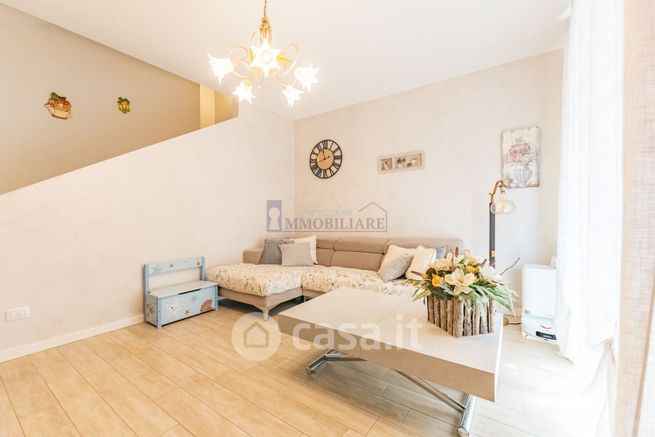 Villetta a schiera in residenziale in Viale Repubblica 47